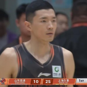 电竞赛事-四外援集体哑火合计29中5！山东男篮生死战惨败上海止步八强